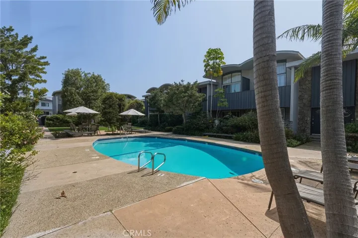 13231 Fiji Way H, Marina Del Rey, California 90292