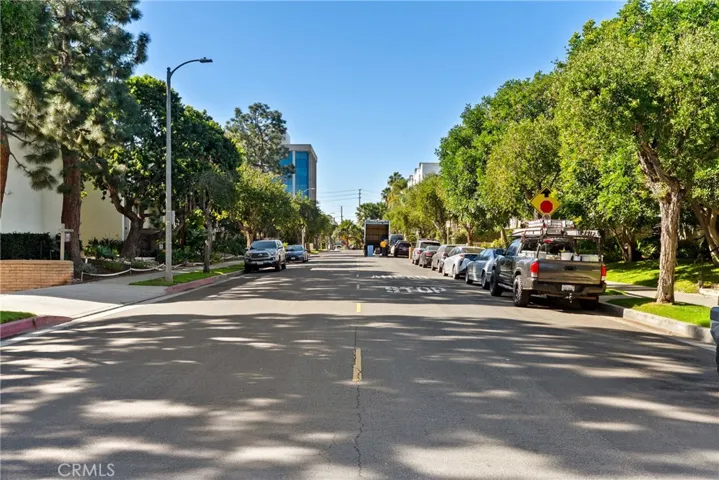 13231 Fiji Way H, Marina Del Rey, California 90292