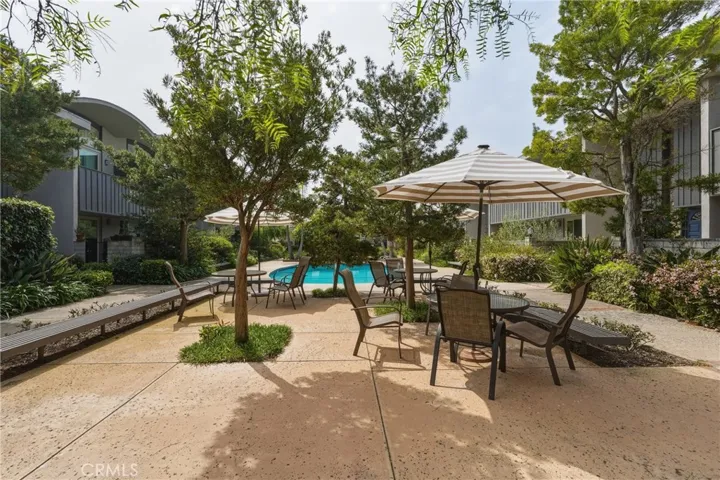13231 Fiji Way H, Marina Del Rey, California 90292