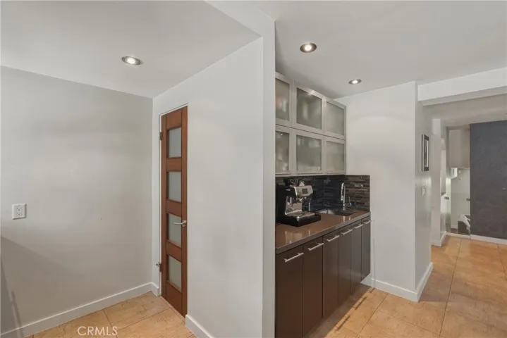 13231 Fiji Way H, Marina Del Rey, California 90292