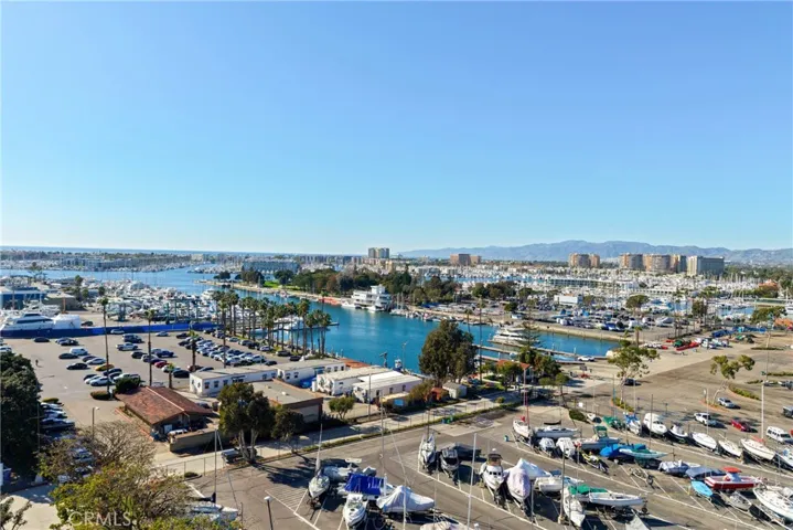 13231 Fiji Way H, Marina Del Rey, California 90292