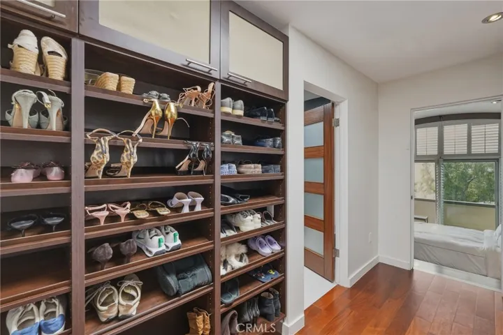 13231 Fiji Way H, Marina Del Rey, California 90292
