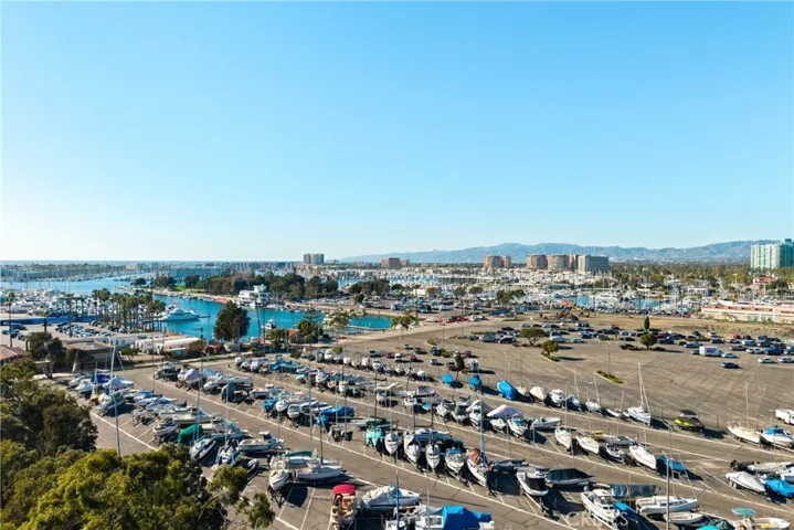 13231 Fiji Way H, Marina Del Rey, California 90292