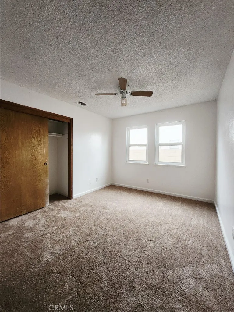 12850 Bermuda Dunes Drive, Victorville, California 92395 home-pic-30