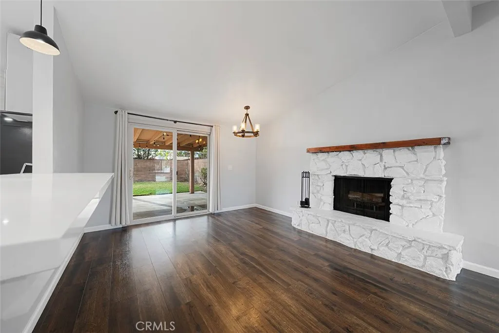 19324 Fairweather, Canyon Country, California 91351 home-pic-13