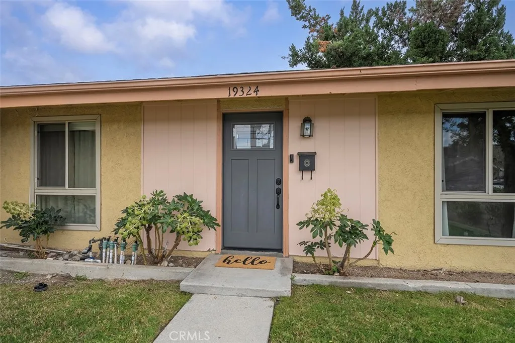 19324 Fairweather, Canyon Country, California 91351 home-pic-41