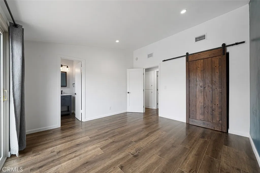 19324 Fairweather, Canyon Country, California 91351 home-pic-31