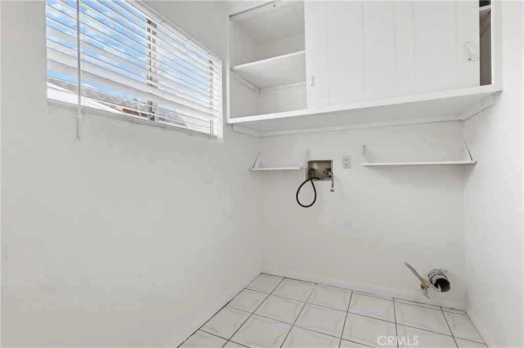 417 S Glenwood Pl., Burbank, California 91506 home-pic-16