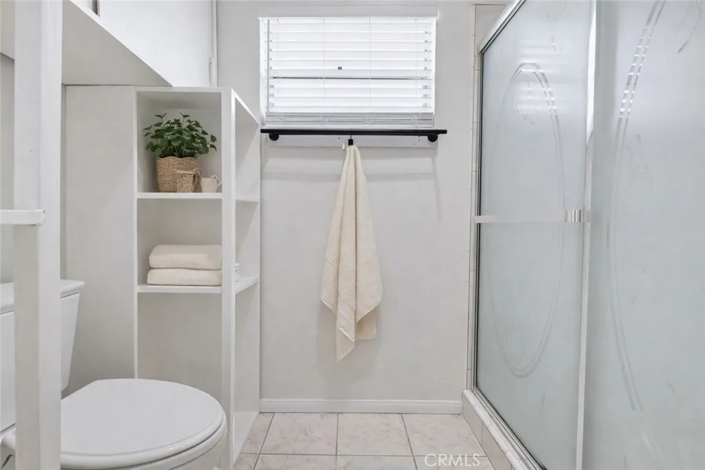417 S Glenwood Pl., Burbank, California 91506 home-pic-21