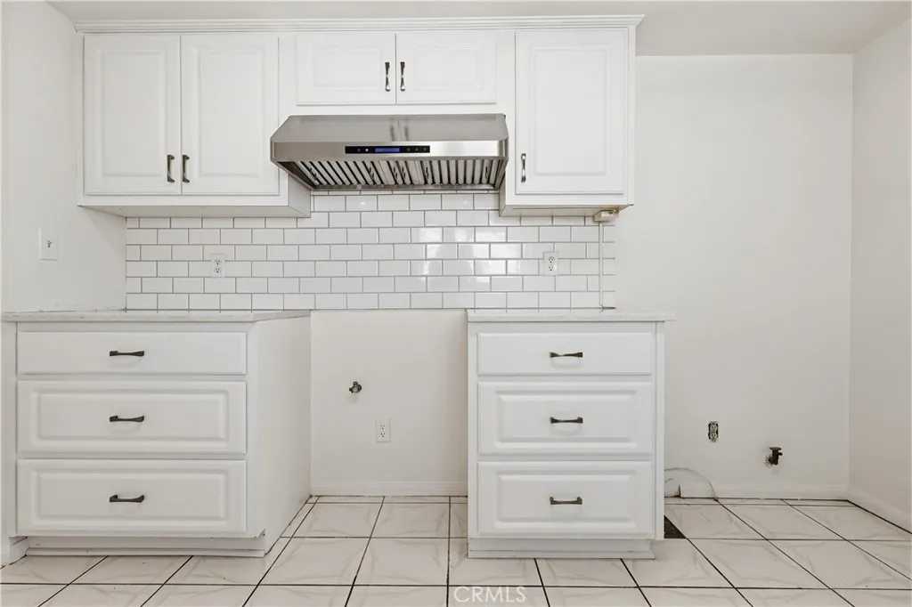417 S Glenwood Pl., Burbank, California 91506 home-pic-12