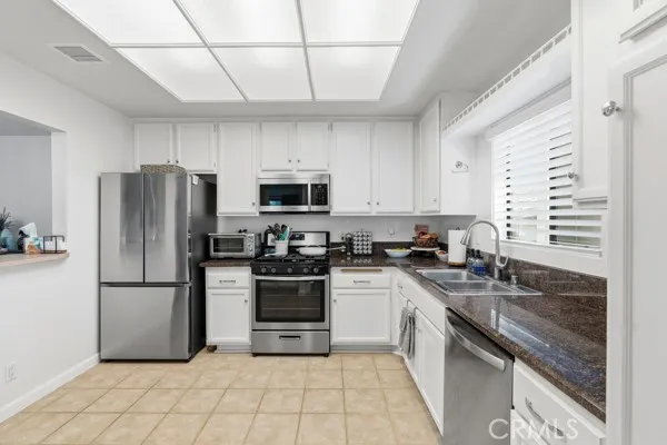 442 Walker, San Dimas, California 91773 home-pic-16