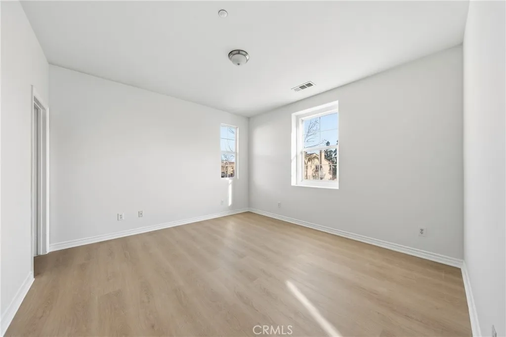 15860 Nuaimi, Fontana, California 92336 home-pic-29