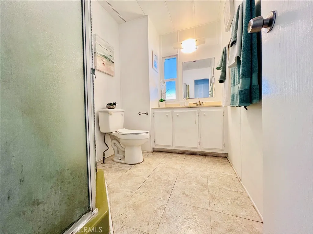 2nd bathroom - view​​‌​​​​‌​​‌‌​​‌​​​‌‌​​​‌​​‌‌​​‌‌​​‌‌​​​​ 1