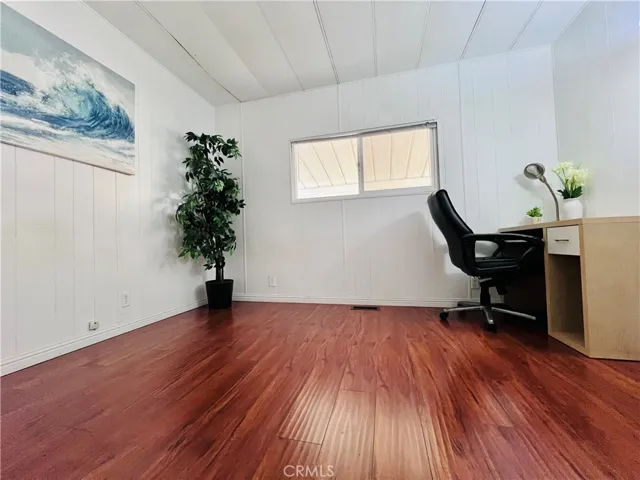 2nd bedroom - view 1