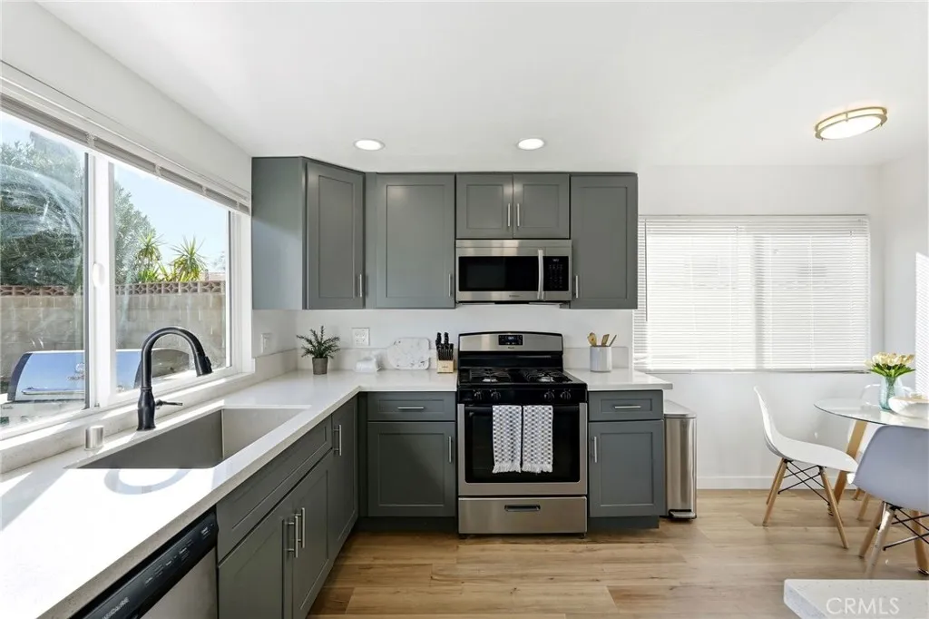 41428 50th W, Lancaster, California 93536 home-pic-8