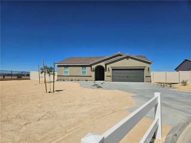 14792 Desert Lily Court, Apple Valley, California 92307