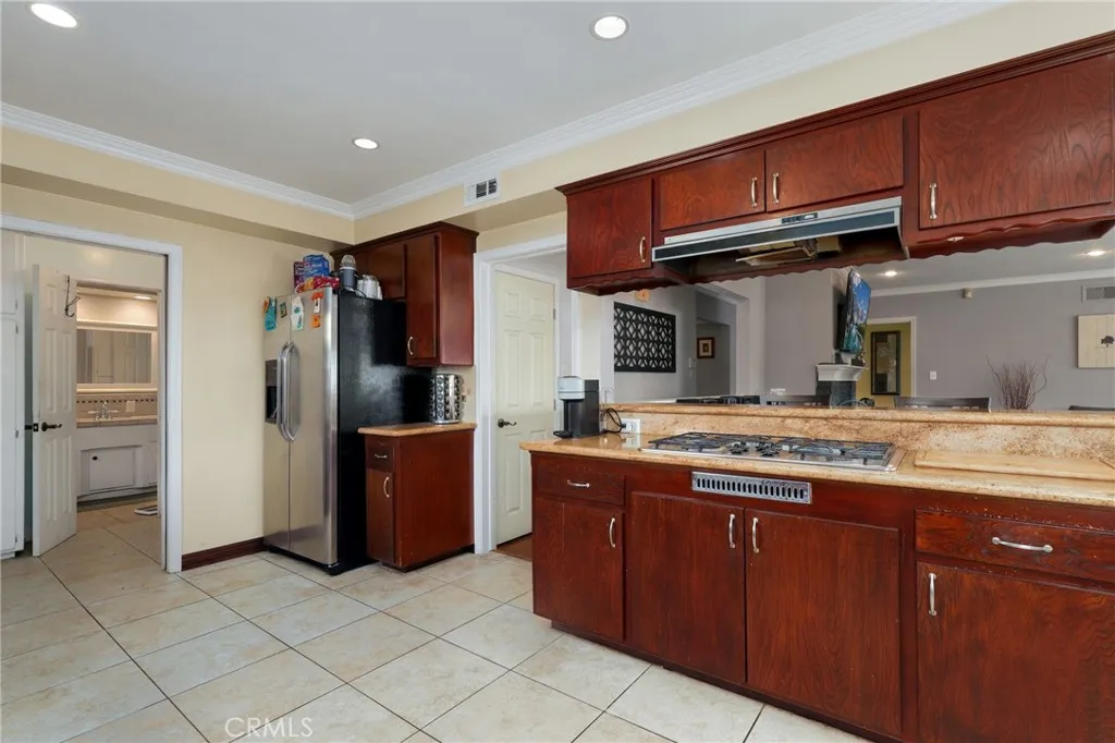 411 Parsons Street, La Habra, California 90631 home-pic-11