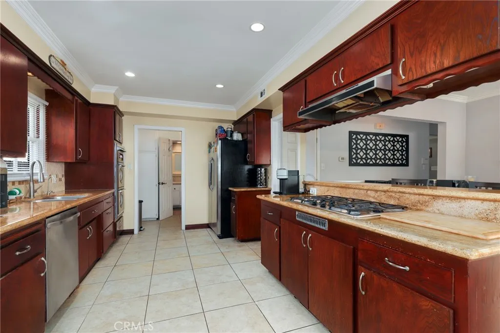 411 Parsons Street, La Habra, California 90631 home-pic-9