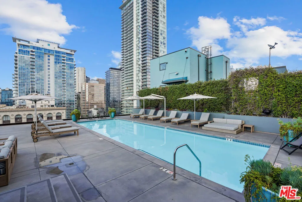 849 S Broadway 403, Los Angeles, California 90014 home-pic-28