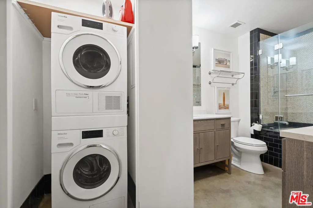 849 S Broadway 403, Los Angeles, California 90014 home-pic-24