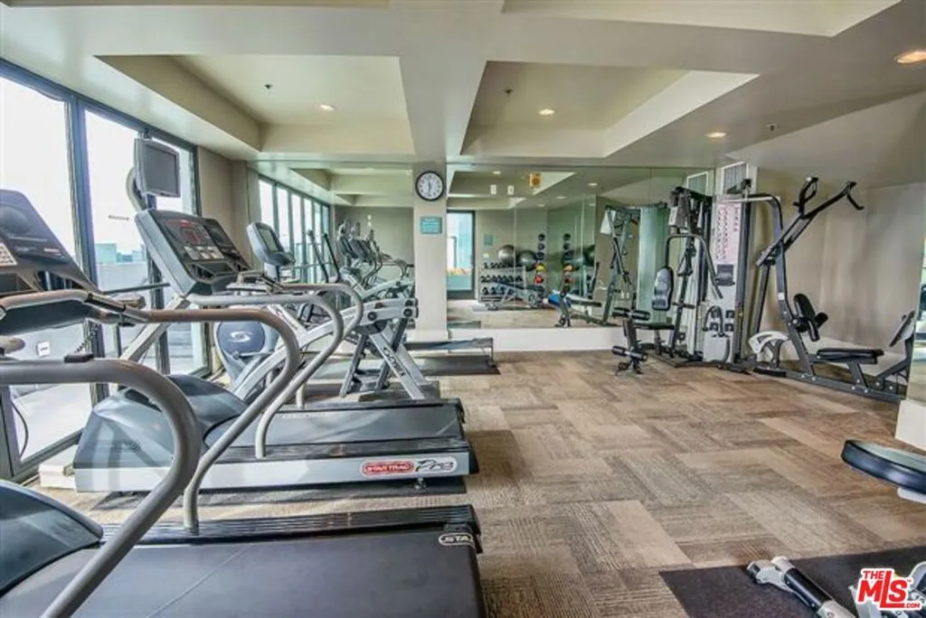 849 S Broadway 403, Los Angeles, California 90014 home-pic-25