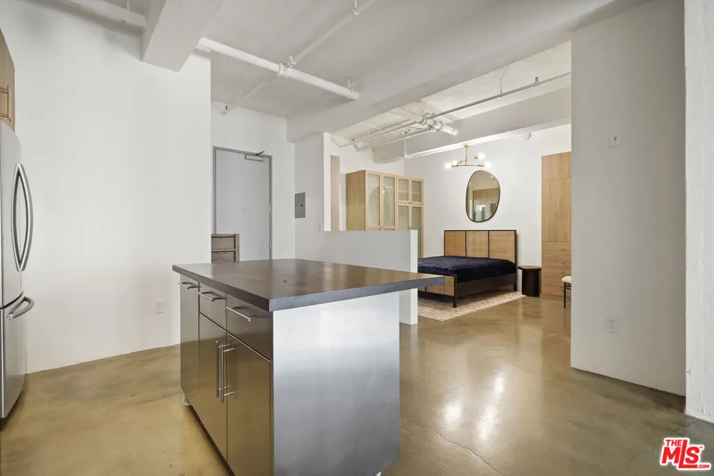 849 S Broadway 403, Los Angeles, California 90014 home-pic-13