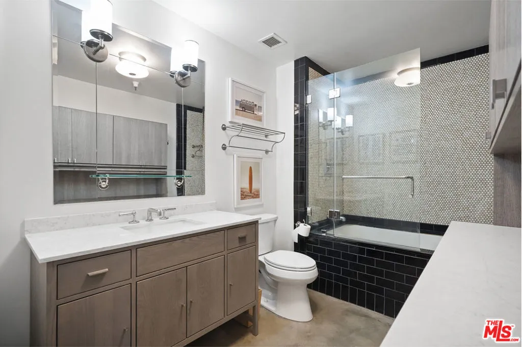 849 S Broadway 403, Los Angeles, California 90014 home-pic-23