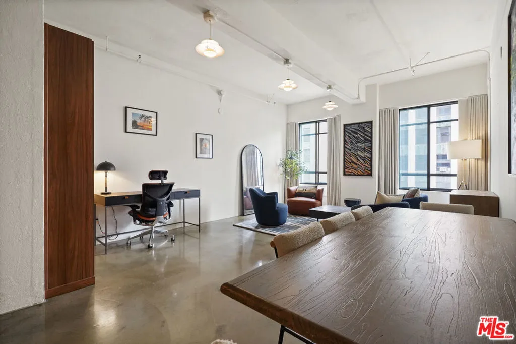 849 S Broadway 403, Los Angeles, California 90014 home-pic-8