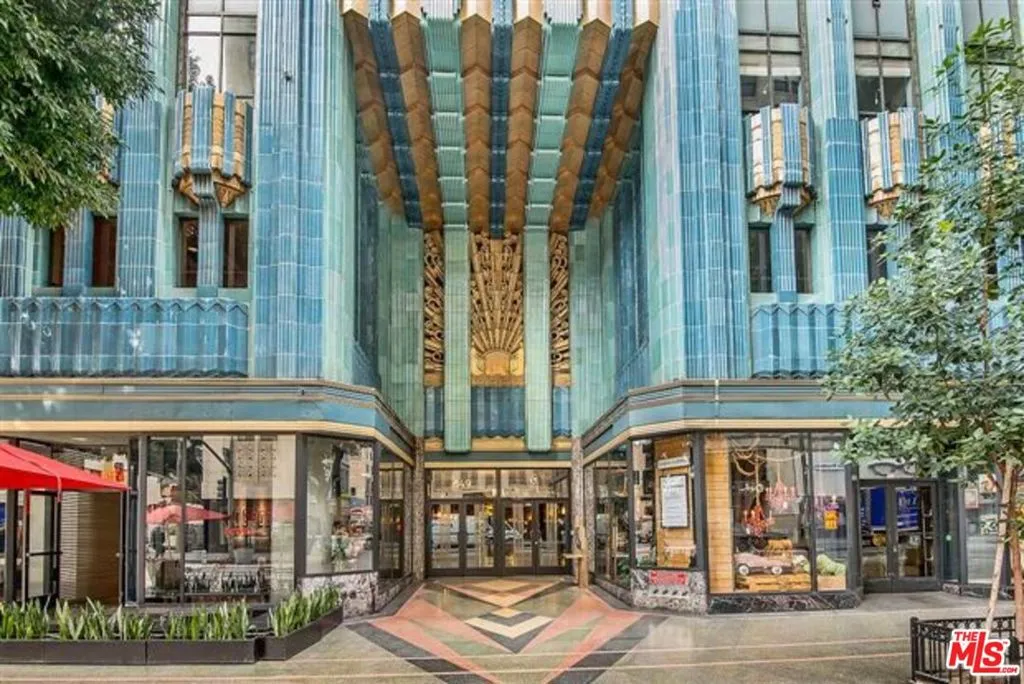 849 S Broadway 403, Los Angeles, California 90014 home-pic-37