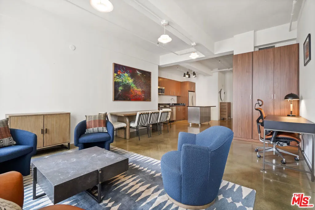 849 S Broadway 403, Los Angeles, California 90014 home-pic-2
