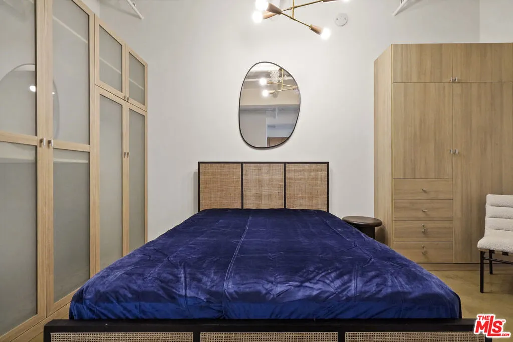 849 S Broadway 403, Los Angeles, California 90014 home-pic-21