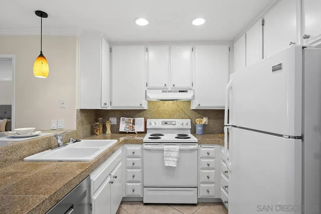 10225 Caminito Cuervo 148, San Diego, California 92108 home-pic-15