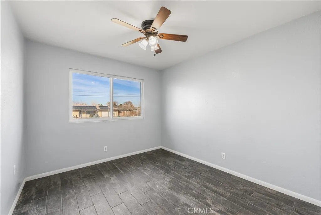 8954 E Avenue T14, Littlerock, California 93543 home-pic-31