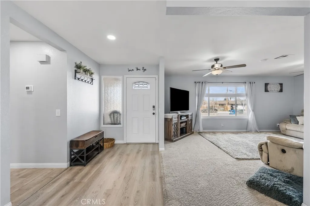 8954 E Avenue T14, Littlerock, California 93543 home-pic-13