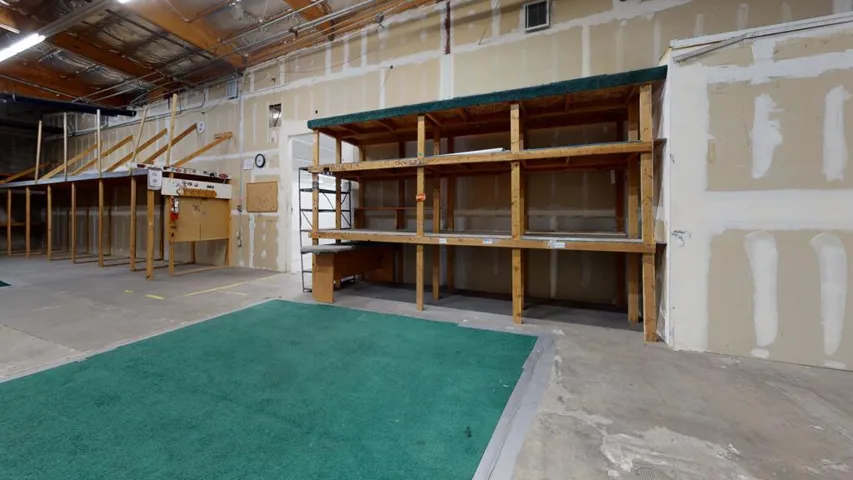 57220-29-Palms-Hwy-Photo-10