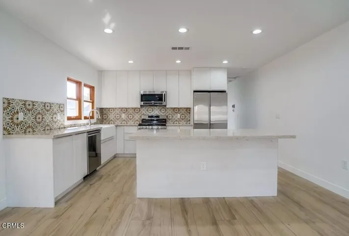 130-n-ave-60-013_web