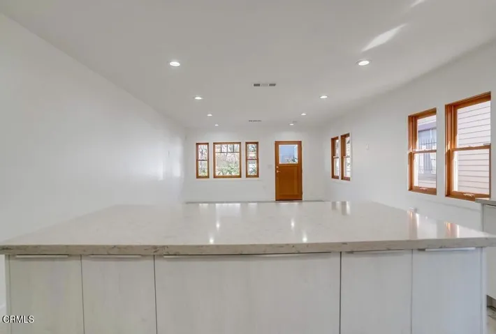 130-n-ave-60-020_web