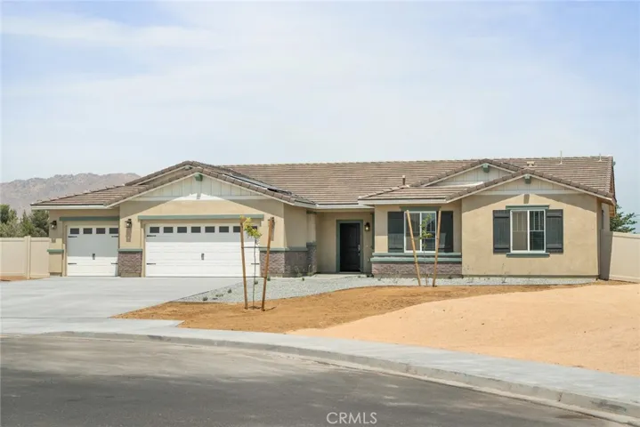 14563 Indigo, Apple Valley, California 92307