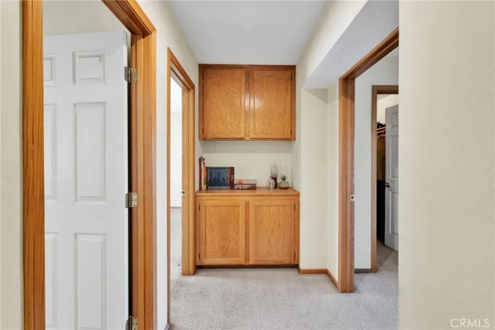 11062 Hollister Road, Oak Hills, California 92344