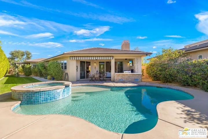 1586 Sienna Court, Palm Springs, California 92262