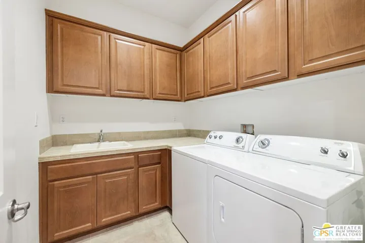 1586 Sienna Court, Palm Springs, California 92262