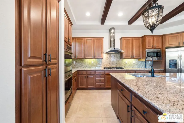 1586 Sienna Court, Palm Springs, California 92262