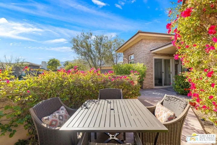 1586 Sienna Court, Palm Springs, California 92262