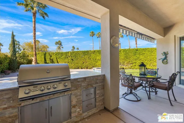 1586 Sienna Court, Palm Springs, California 92262