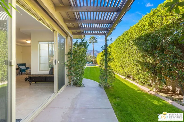 1586 Sienna Court, Palm Springs, California 92262