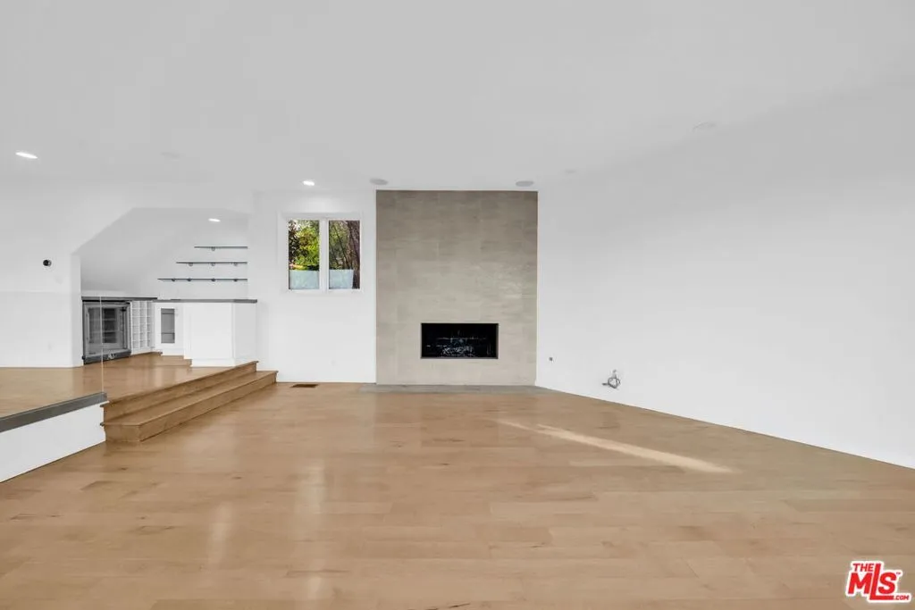 15263 Mulholland Drive, Los Angeles, California 90077 home-pic-14