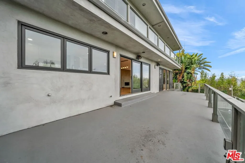 15263 Mulholland Drive, Los Angeles, California 90077 home-pic-13