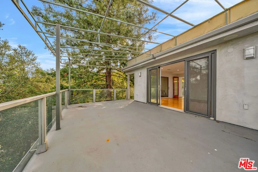 15263 Mulholland Drive, Los Angeles, California 90077 home-pic-28