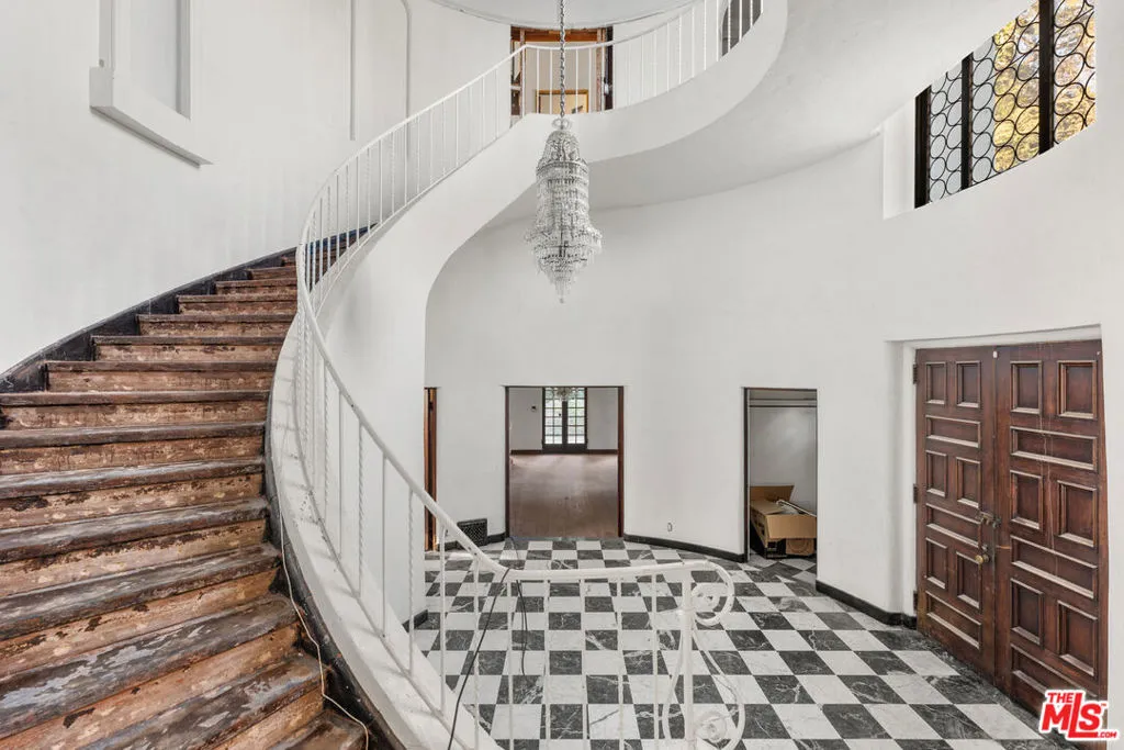 1003 Benedict Canyon Drive, Beverly Hills, California 90210 home-pic-3