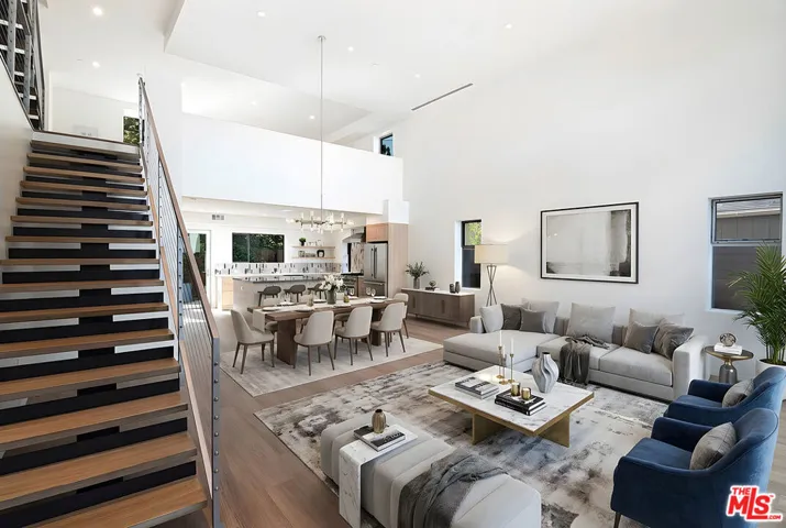 WELCOME HOME! (Digitally stage